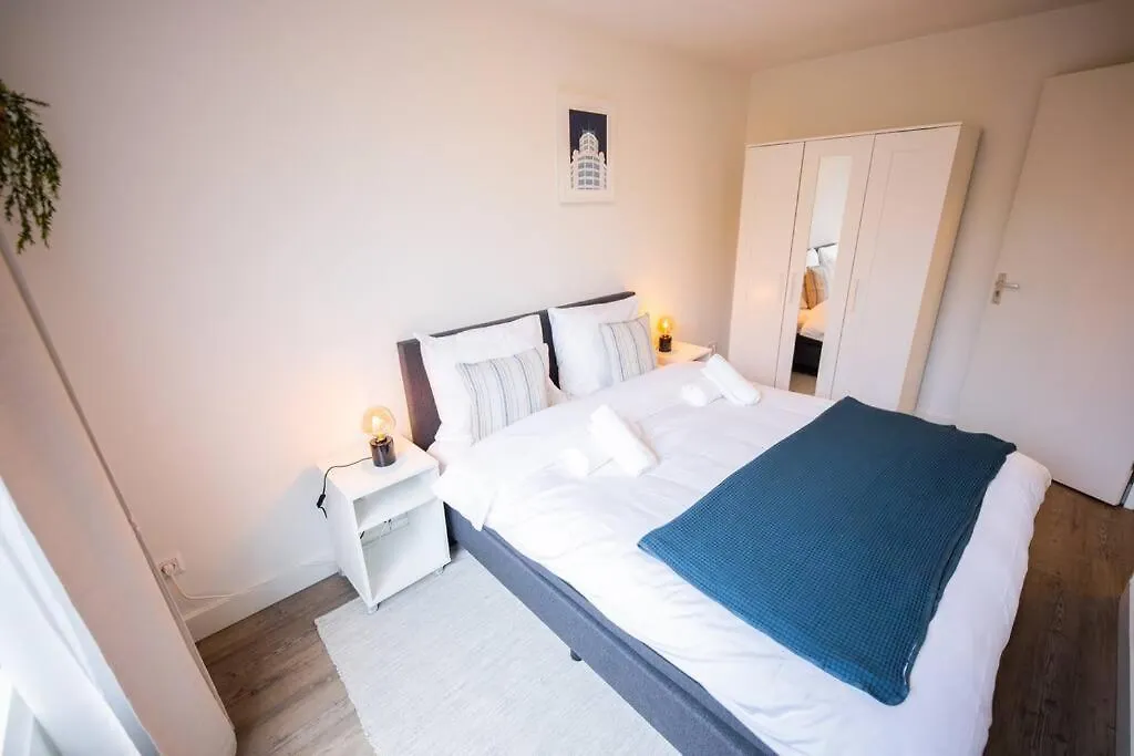 Magnificent Two Bedroom Apartment - Sd23M Eindhoven Países Baixos