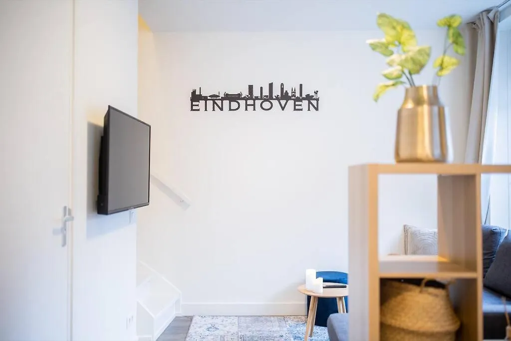 Magnificent Two Bedroom Apartment - Sd23M Eindhoven